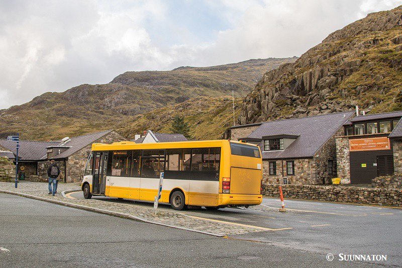 Snowdonian kansallispuisto, Pen-y-Pass, bussi